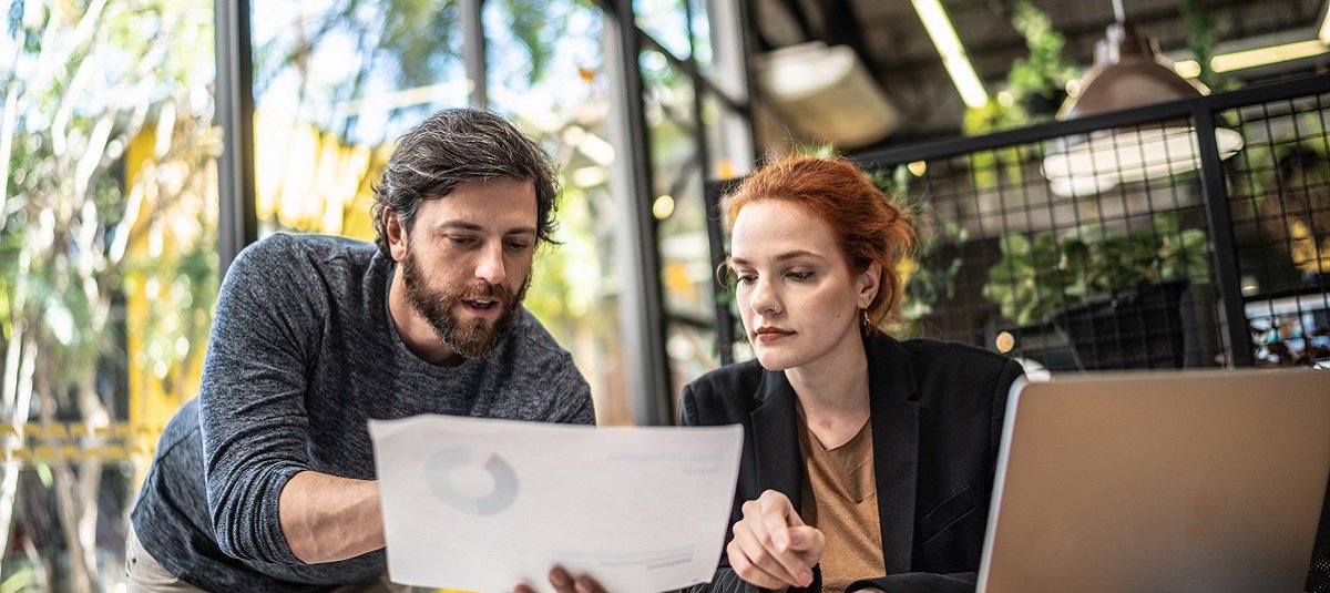couple learning about investing basics